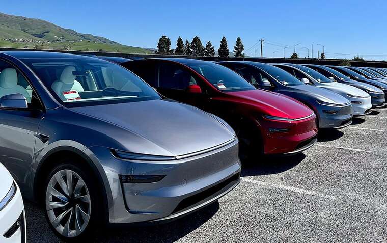 Reuters: Tesla     Model Y  