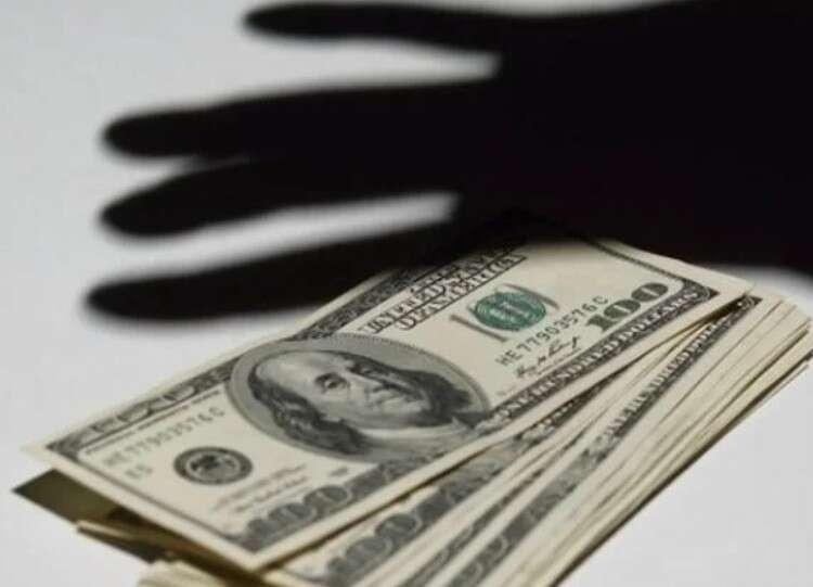 Sold a way abroad using forged documents: former police officer sentenced and fined