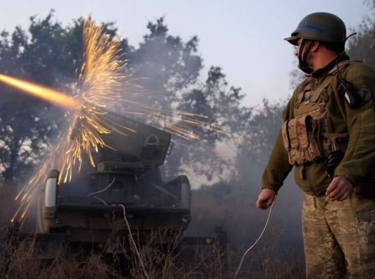 Ситуація на фронті: сталося 45 бойових зіткнень, 100 артобстрілів, «перемир’я» зірвано