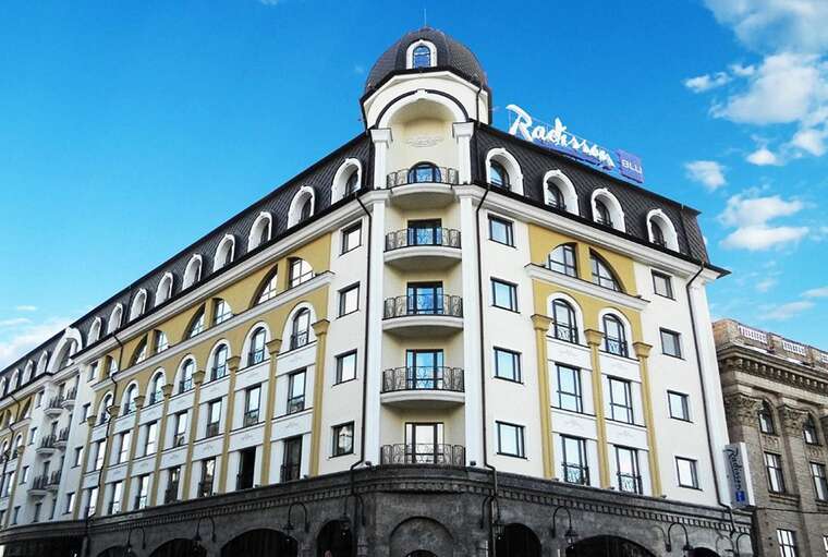 Продаж під виглядом офісу: 4-зірковий City Hotel у центрі Києва шукає нового власника