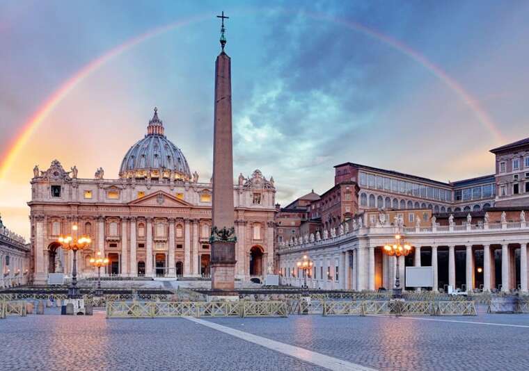 Медіа опублікували імена потенційних кандидатів на папський престол