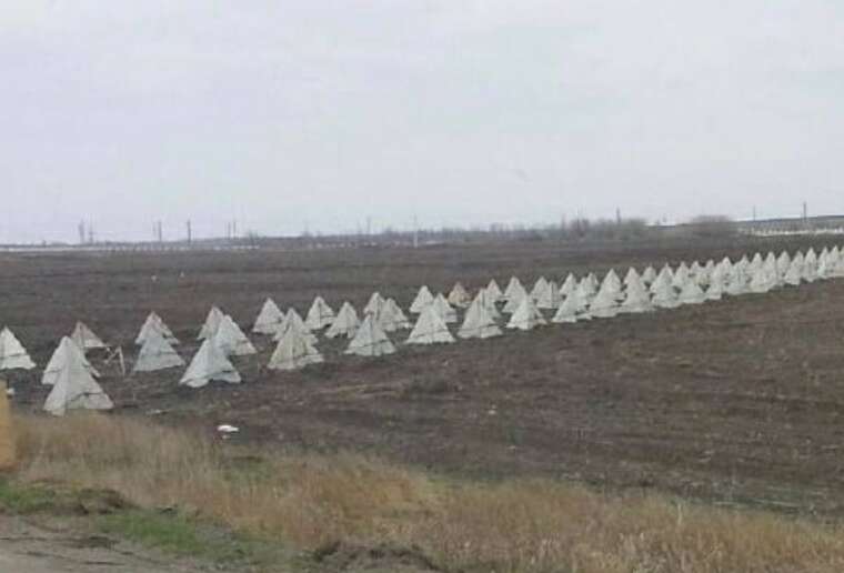 Російські окупанти будують нову лінію укріплень на північному заході захопленого Маріупольського району