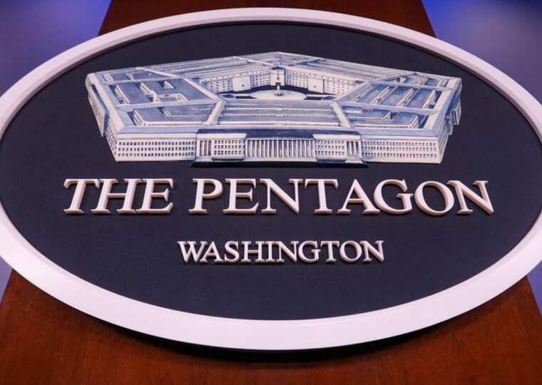 Білий дім розпочав пошук нового міністра оборони через скандал із Геґсетом