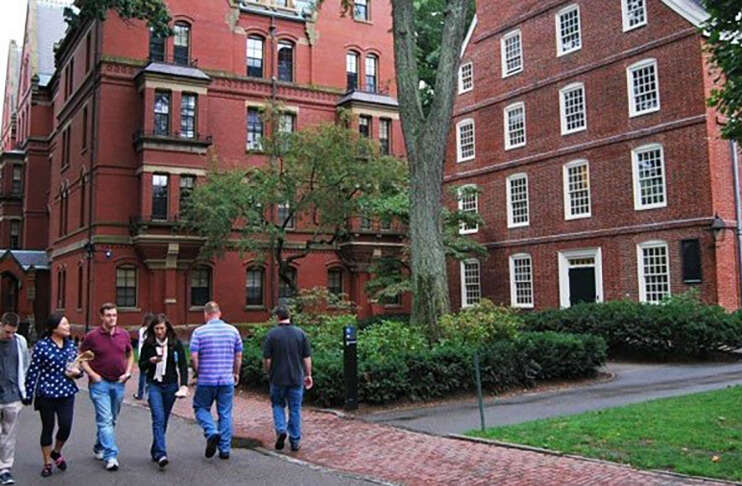 Гарвард подав до суду на адміністрацію Трампа через замороження мільярдного фінансування