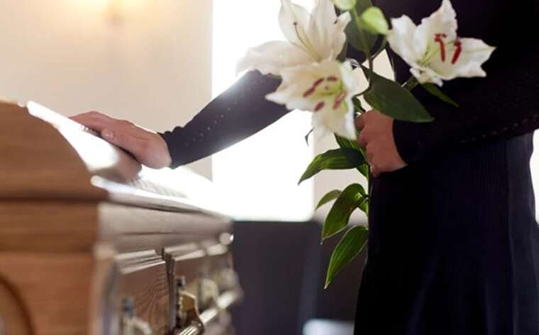 В Іспанії померла жінка "ожила" перед власним похороном