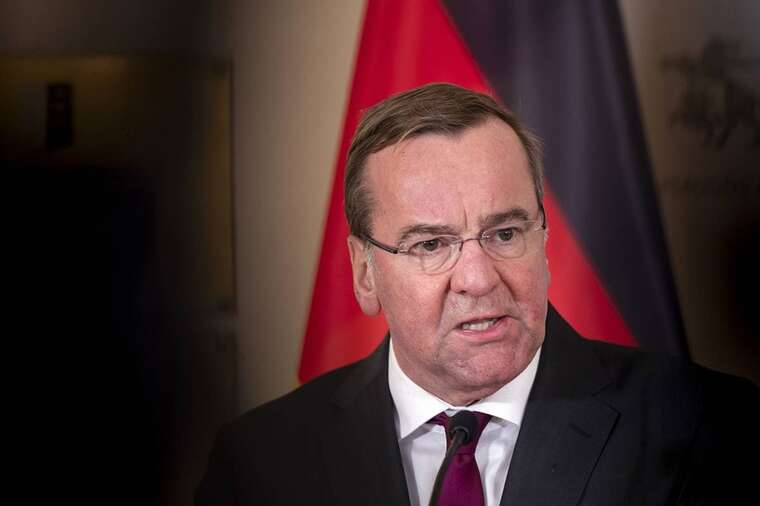 Пісторіус заявив, що пропозиція Трампа схожа на "капітуляцію" України