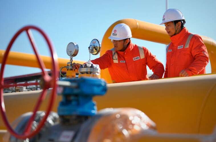 Китай встановлює рекорди з реекспорту СПГ на тлі низького внутрішнього попиту