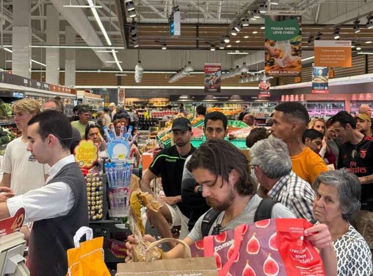 Блекаут в Іспанії та Португалії: магазини спорожніли, павербанки продають за тисячі євро