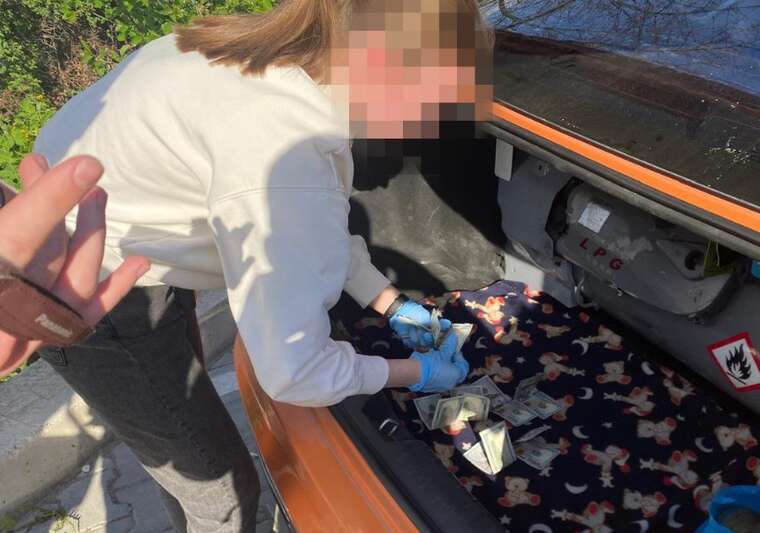 Керівника підрозділу тернопільського вишу викрили на "продажі" фіктивного працевлаштування для відстрочки від мобілізації