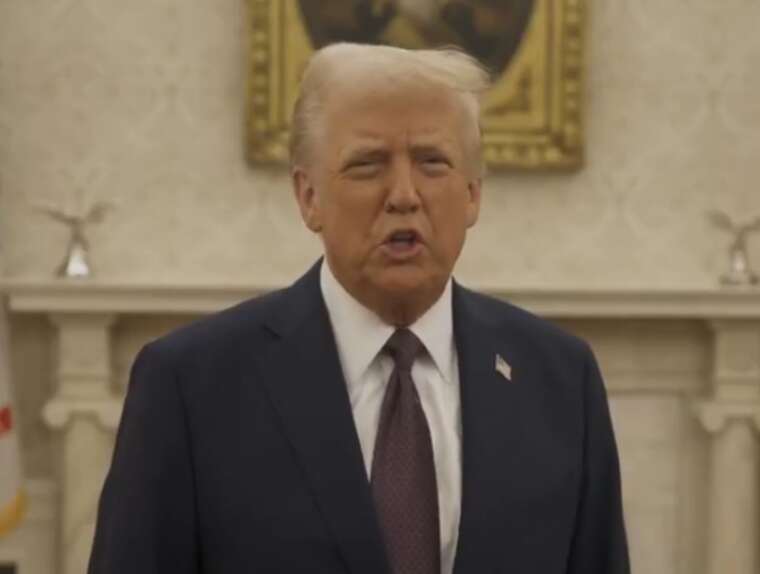 Трамп розповів, що пише дописи в соцмережах самостійно: "Мені подобається робити це особисто"