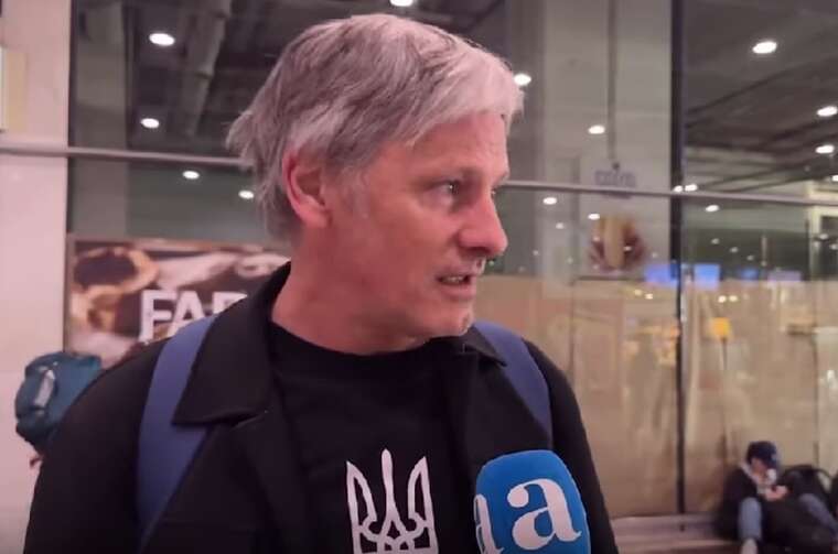 Зірка "Володаря перснів" Вігго Мортенсен показався в футболці з гербом України