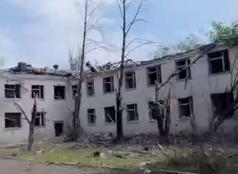 10 km from the front: what Novopavlivka in the east of Dnipropetrovsk region looks like