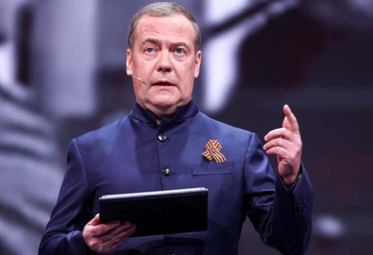 Медведєв погрожує Києву: 10 травня може не настати, якщо Зеленський провокуватиме Москву