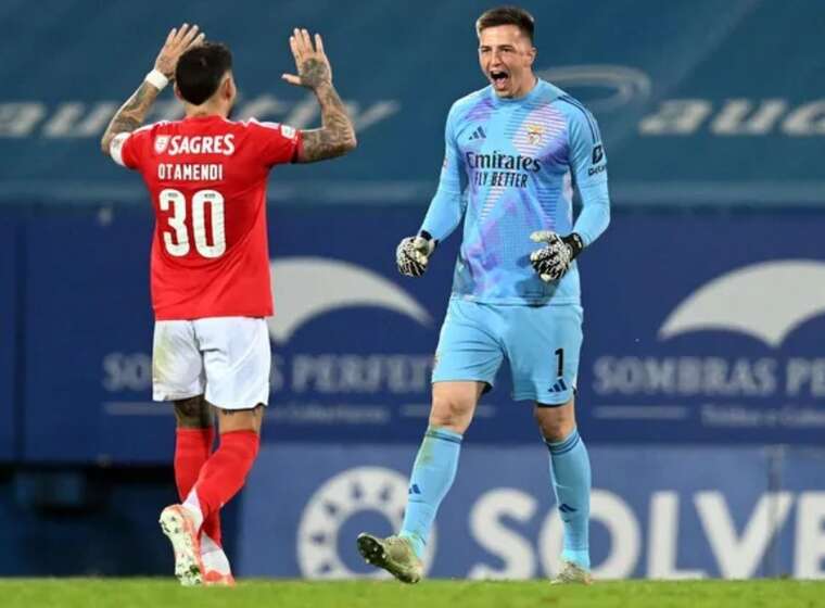 Воротар національної команди України відбив пенальті та забезпечив перемогу "Бенфіці"