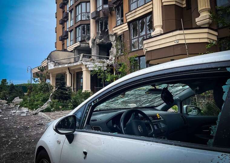 Дрон влетів у будинок у Софіївській Борщагівці під Києвом: постраждалих немає