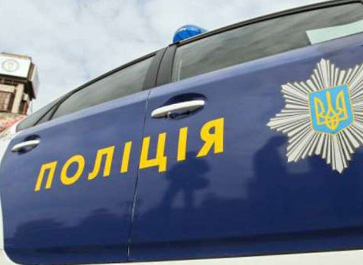 In Kharkiv, the Territorial Recruitment Center and the police violently detained a man near the Barabashovo market  social media