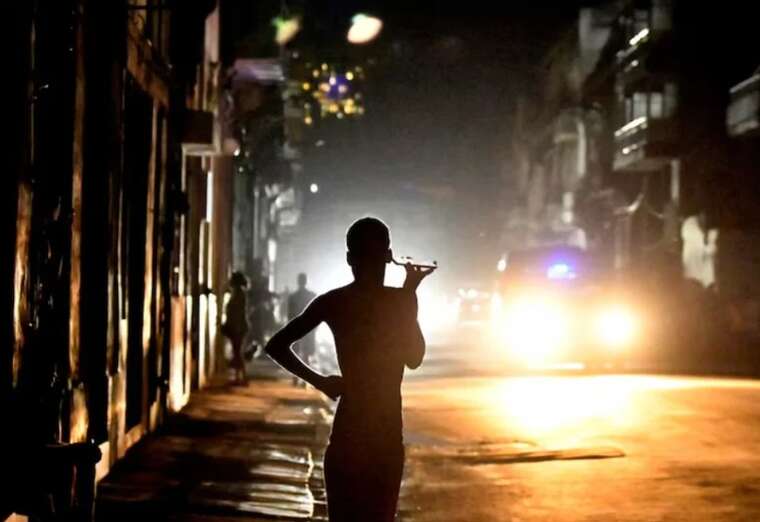 Пакистан кібератаками спричинив відключення електроенергії в частині Індії, - ЗМІ