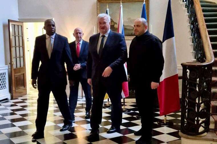 На зустрічі в Лондоні обговорять організацію переговорів України та РФ