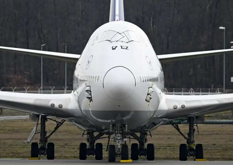 ˳ Boeing,   ,       WP