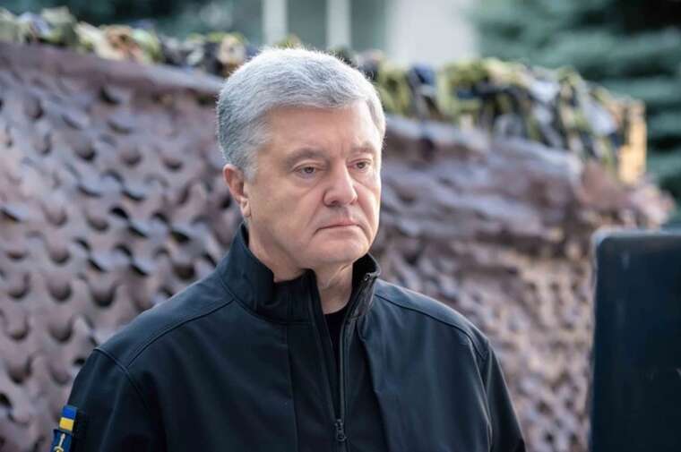 Petro Poroshenko appeals against the NSDC sanctions: The court demanded evidence regarding the imposition of restrictions