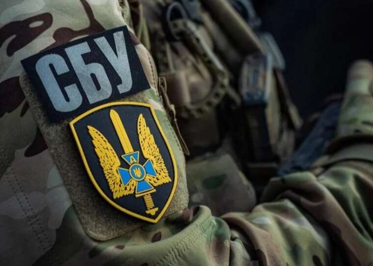 Объявлено подозрение предателю, который пытал жителей Геническа