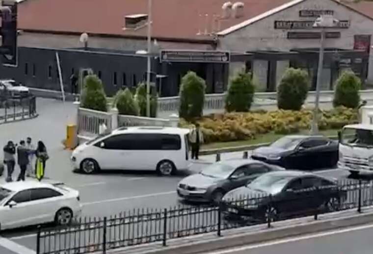 У Стамбулі стартували дипломатичні контакти: делегації РФ та США прибули на переговори