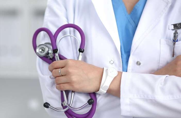 Китайський стартап відкрив першу у світі клініку, у якій пацієнтів діагностує ШІ