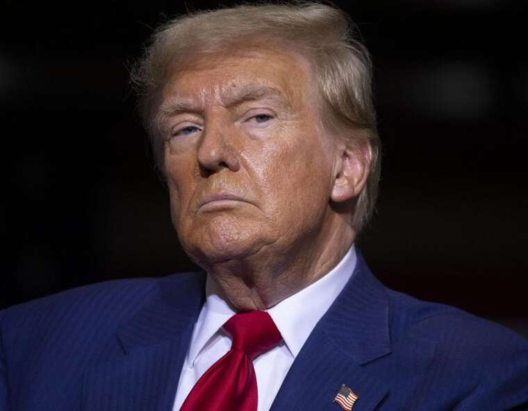 Трамп звинуватив Зеленського в зриві миру: «У нього немає козирів»