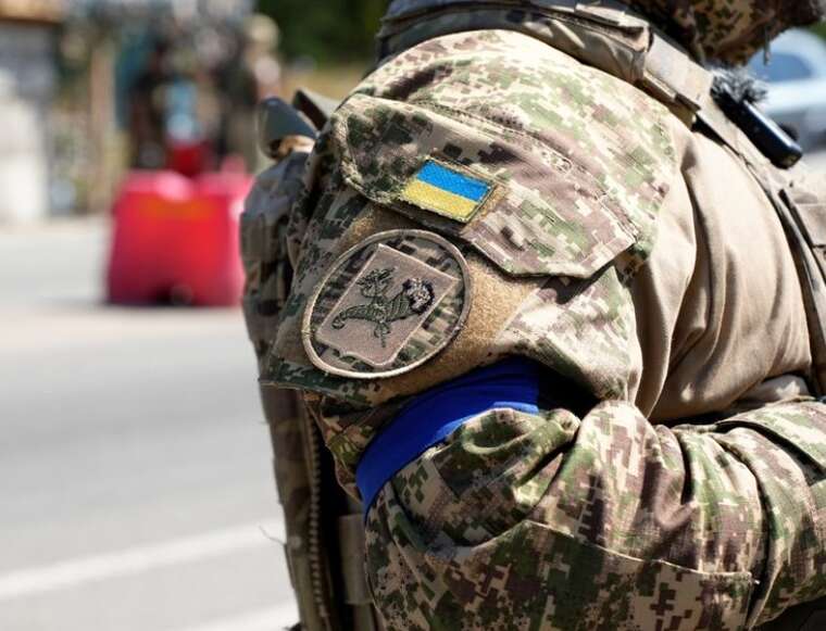 На Харківщині дрон РФ вдарив по блокпосту: постраждали п’ятеро військових