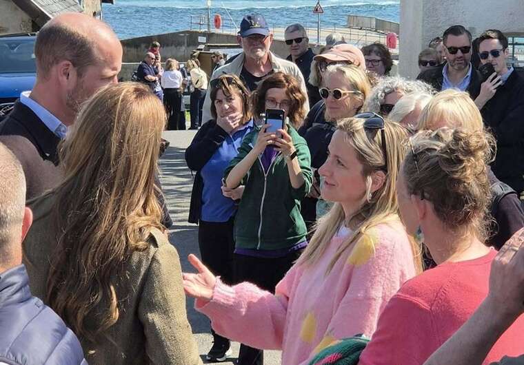  ³   ̳    䳿: "   "