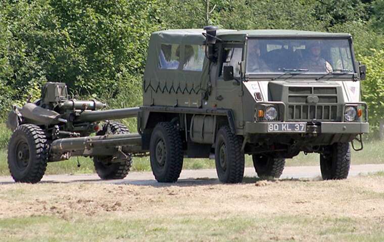 У ЗСУ показали, як зробили "апгрейд" австрійського позашляховика Pinzgauer