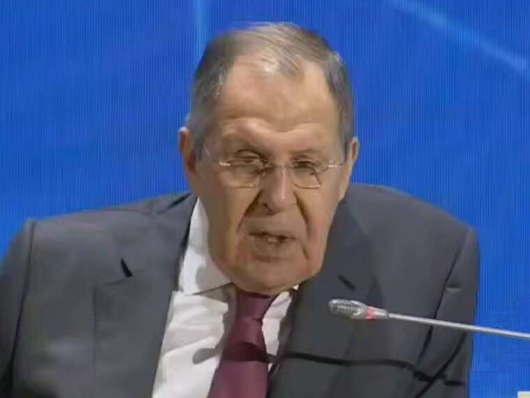 РФ знову ставить під питання легітимність Зеленського перед підписанням мирної угоди