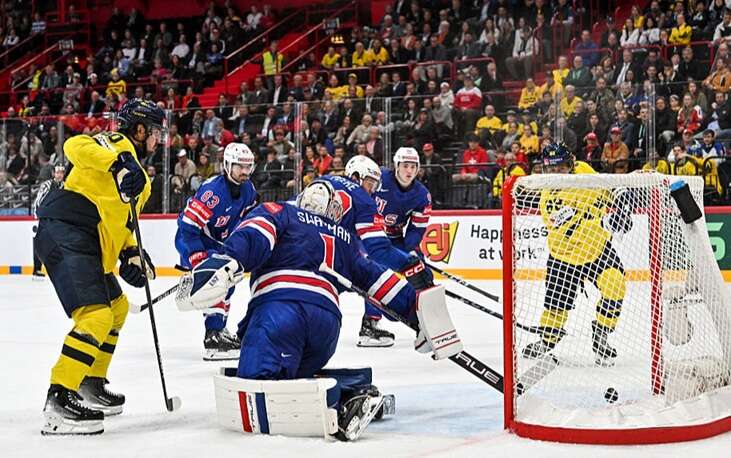 США вперше за 65 років вийшли у фінал чемпіонату світу з хокею