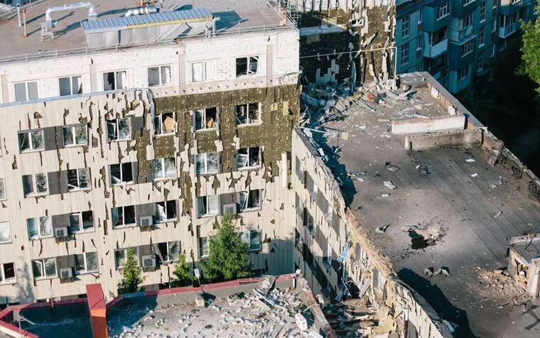 Атака "шахедів" по Харкову: постраждали багатоповерхові будинки та автомобілі