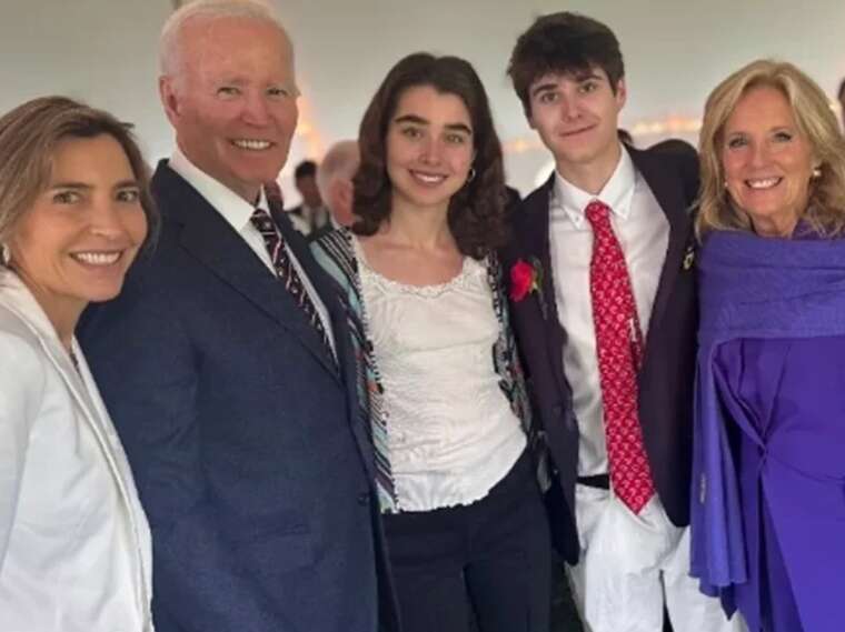 Бывший президент США Байден впервые появился на публичном мероприятии после обнаружения рака