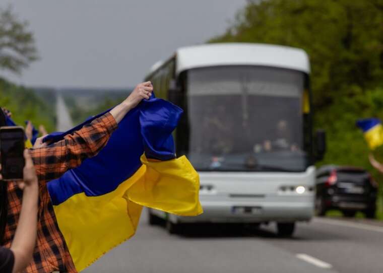 В СБУ продемонстрировали уникальные фото и видео с последнего обмена пленными