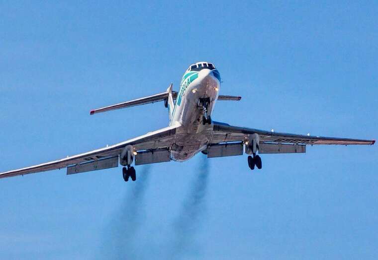 У Росії ППО мало не збила власний військовий літак під час атаки дронів