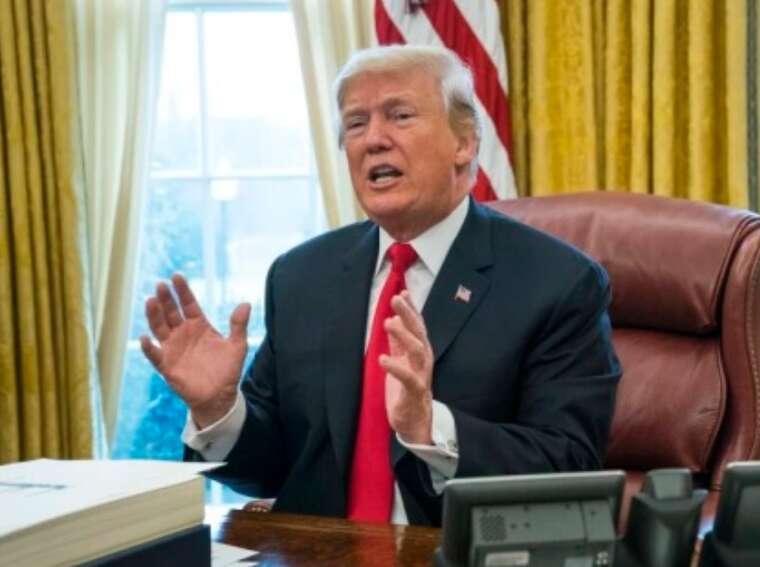 Трамп вимагає обмежити прийом іноземних студентів у Гарварді та скоротити федеральне фінансування університету