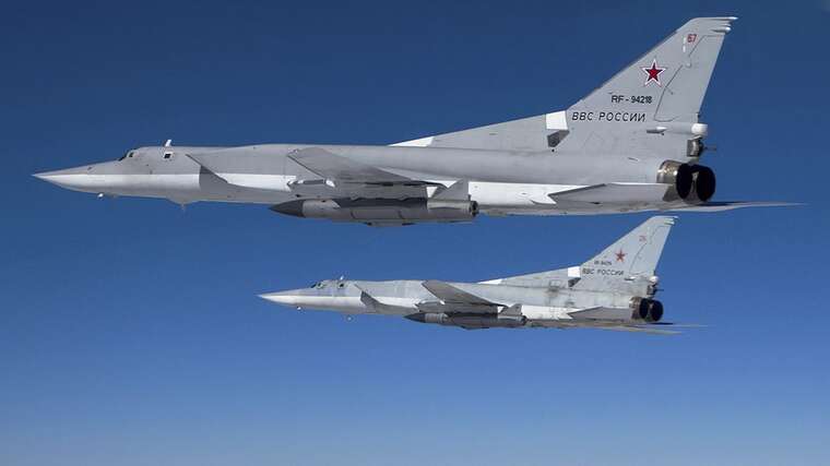 Передислокує Ту-22М3 і підвозить ракети: Окупанти готують новий масований удар