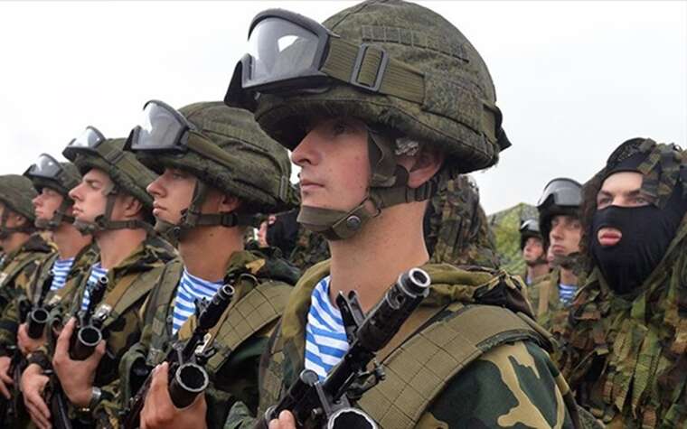 Кажуть про «миролюбну позицію»: Білорусь відсуває від кордонів військові навчання «Захід 2025»