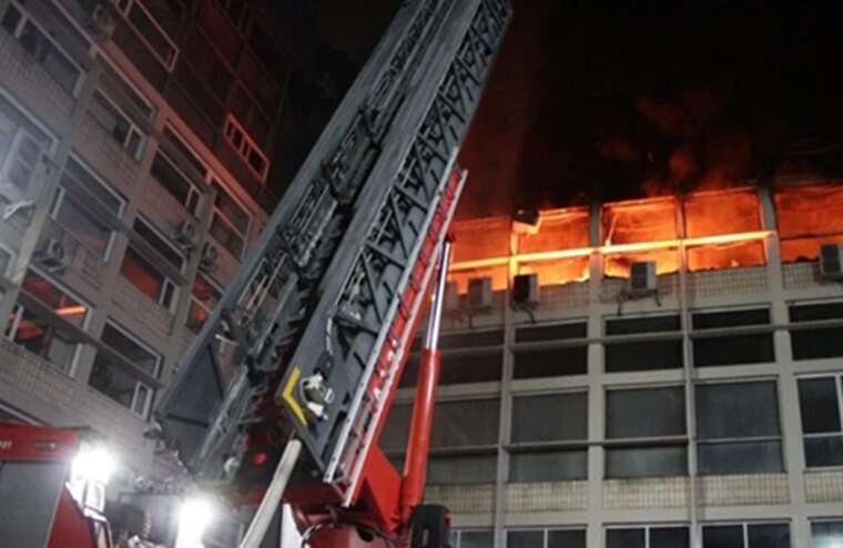 У Петербурзі загорівся завод, що виробляє мікросхеми