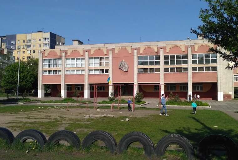 Во Львове начали проверку из-за танцев школьников под треки Моргенштерна