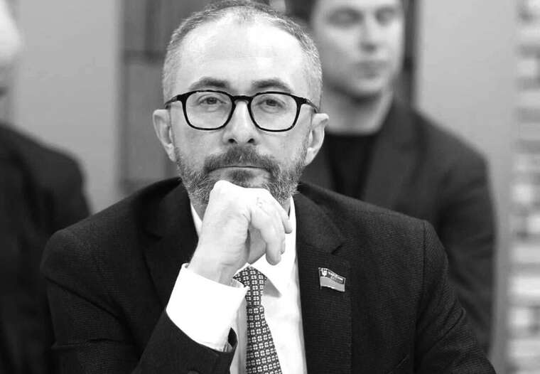 У Києві прощалися з журналістом і нардепом Сергієм Швецем