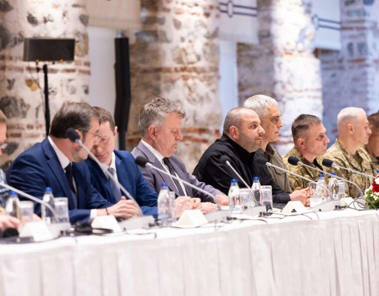 The Ukrainian negotiating delegation led by Umyerov has departed for Istanbul  sources