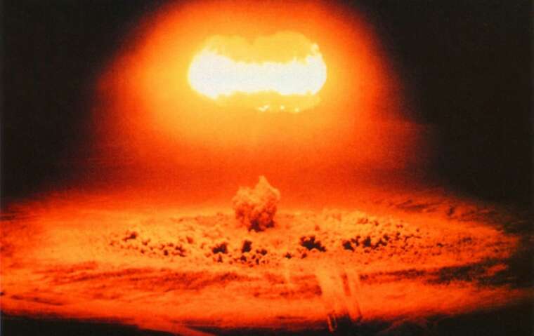 Чотири відомі провидці передбачають початок Третьої світової війни в 2025 році, - NYP