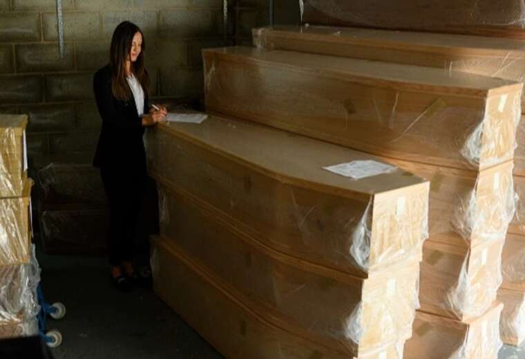 У РФ новий «екотренд» на картонні труни