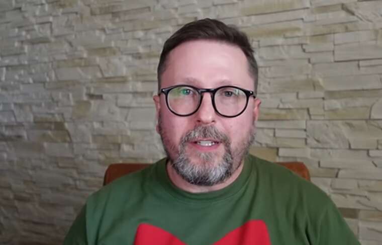 Прокремлівський пропагандист Шарій отримав 15 років в’язниці за держзраду та залишився без YouTube-каналу