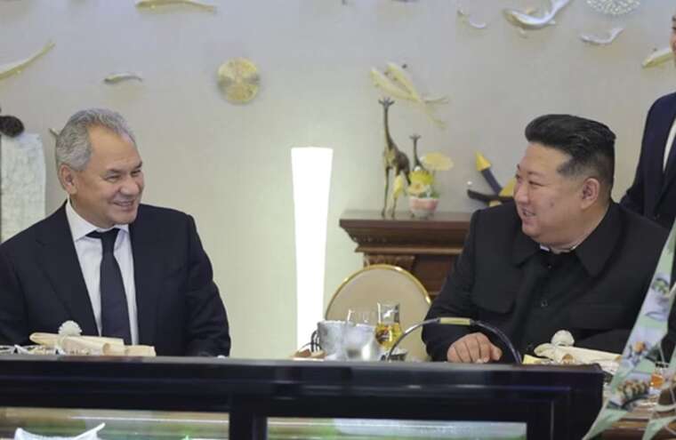 Кім Чен Ин пообіцяв «беззастережну підтримку» Росії на зустрічі з Шойгу