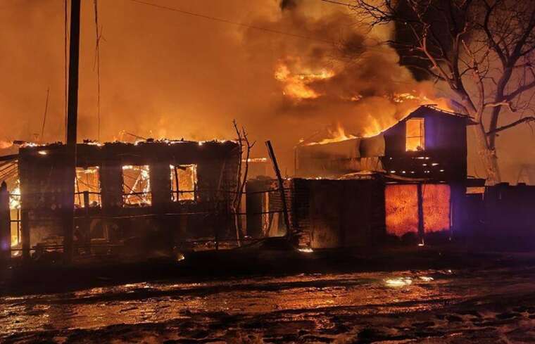 Терехов показав відео нічного обстрілу Харкова з камери відеоспостереження