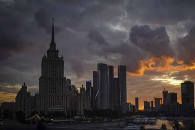 The Russian capital is under attack by drones: airports are suspending operations